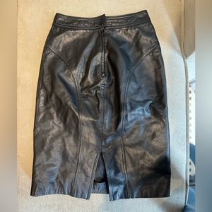 100% leather skirt